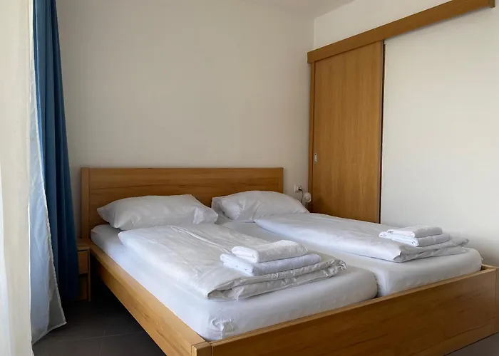 Adler By Jara Капрун